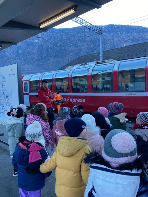 /I bambini di cinque anni della scuola dell’Infanzia Quadrifoglio alla scoperta di Tirano