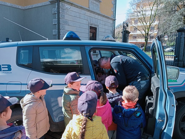 /I bambini di cinque anni della scuola dell’Infanzia Quadrifoglio alla scoperta di Tirano