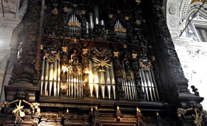 Il grandioso organo della Basilica di Madonna di Tirano
