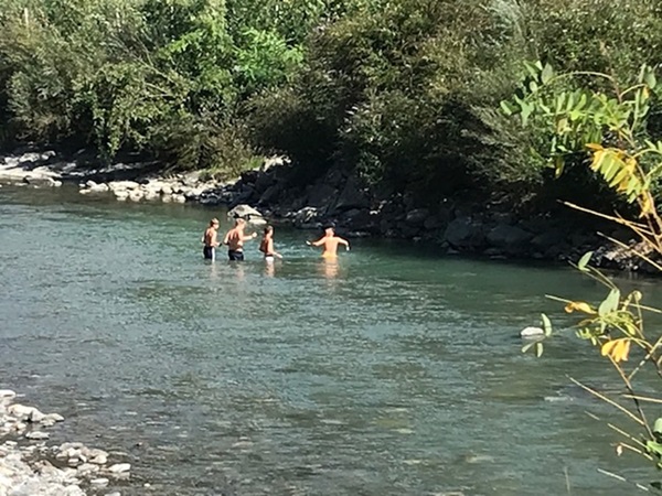 Guadare il fiume Adda a nuoto può essere pericoloso