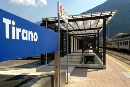 /stazione tirano