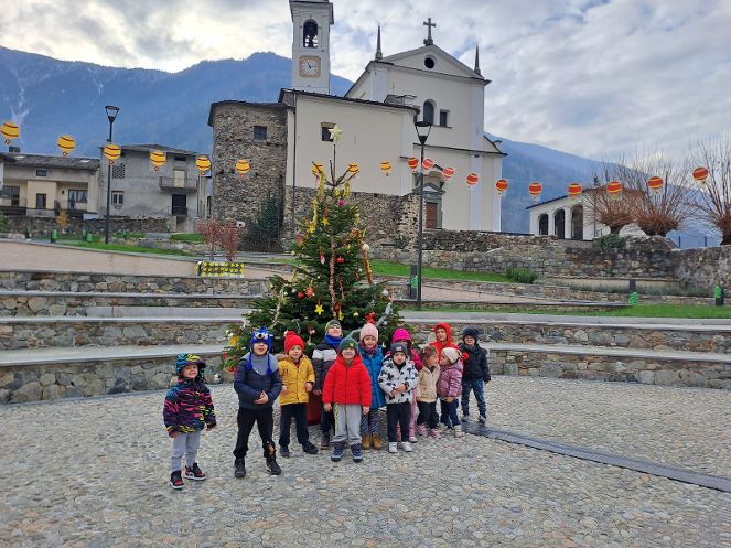 Scuola dell’infanzia di Sernio festeggia il Natale