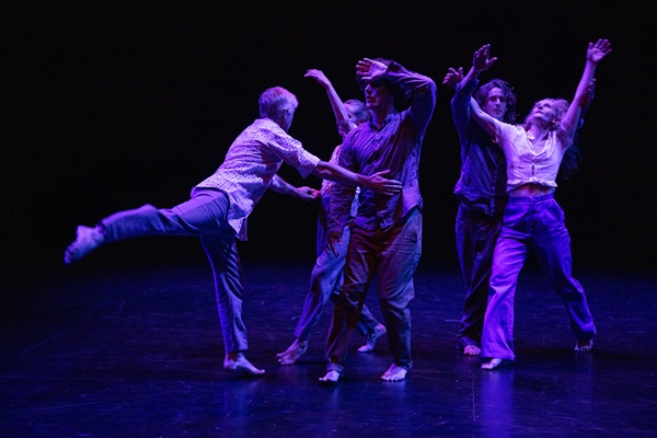 Danza: spettacolo Caméléon, Compagnia Jozsef