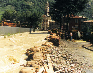 /alluvione-valtellina-1987