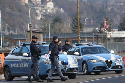 /Polizia: controllati oltre 200 individui e 50 veicoli