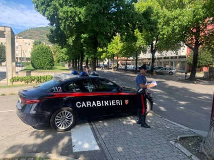 Sondrio: 27enne arrestato per aggressioni e atti vandalici