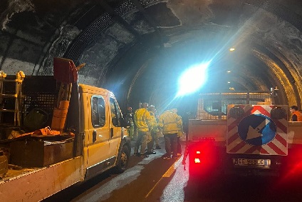 Caduta di Calcinacci: Chiusa la Statale 36