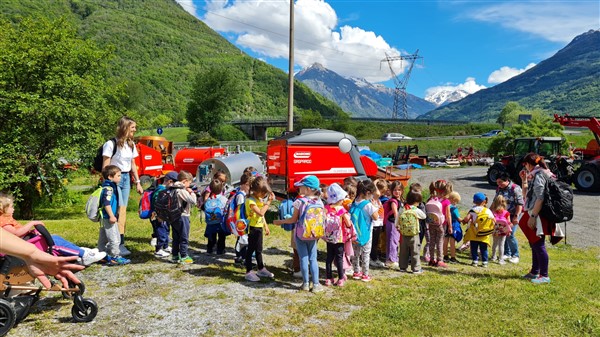 /La scuola dell'Infanzia Quadrifoglio in gita a Lovero (4)