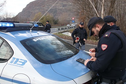 posto di blocco polizia