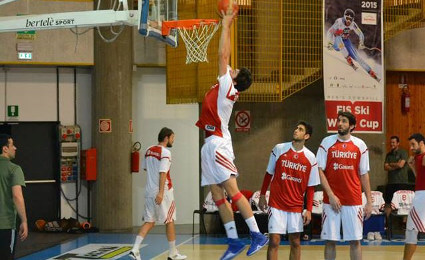/pentagono turchia basket